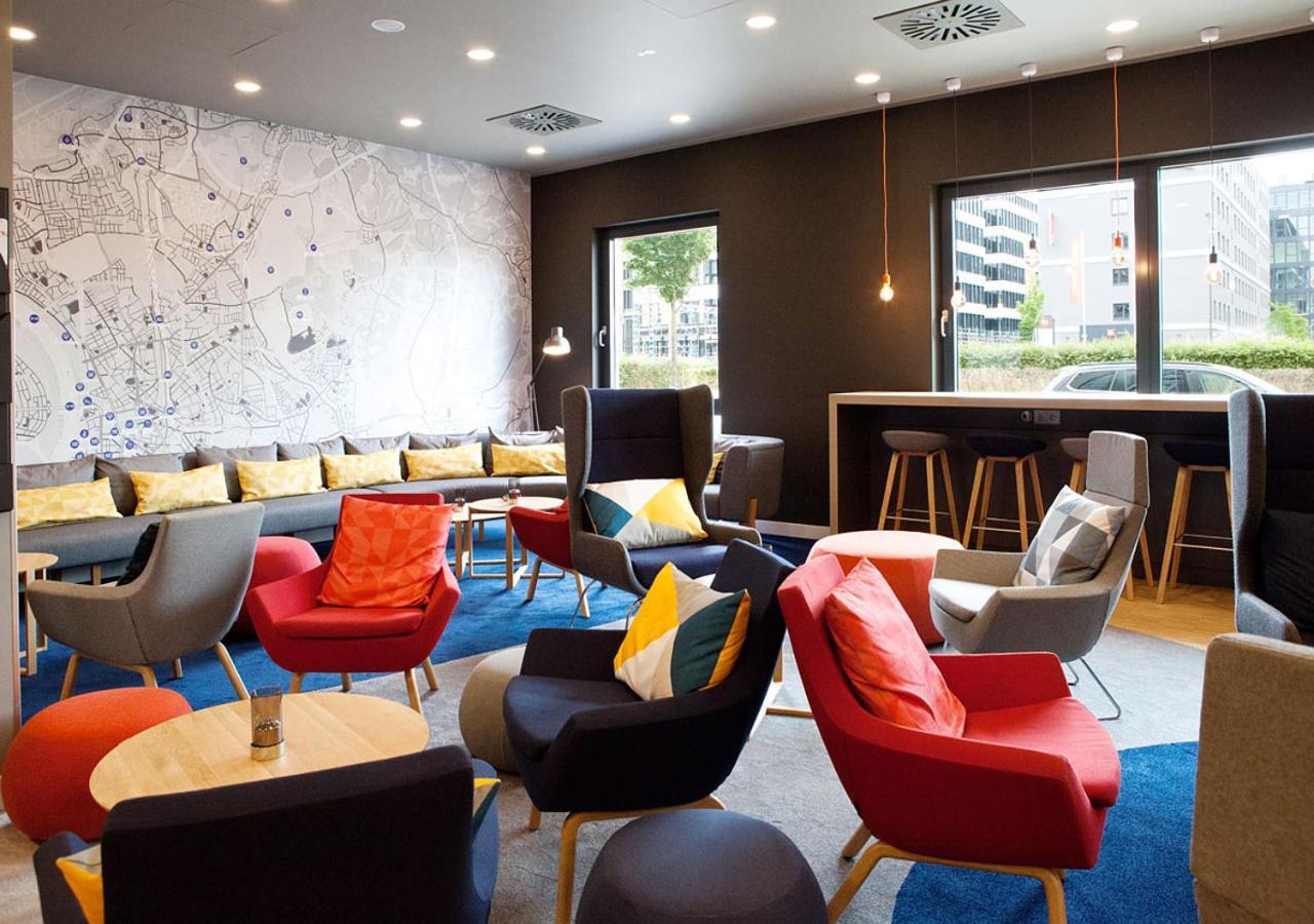 Holiday Inn Express - Duesseldorf Airport Zewnętrze zdjęcie